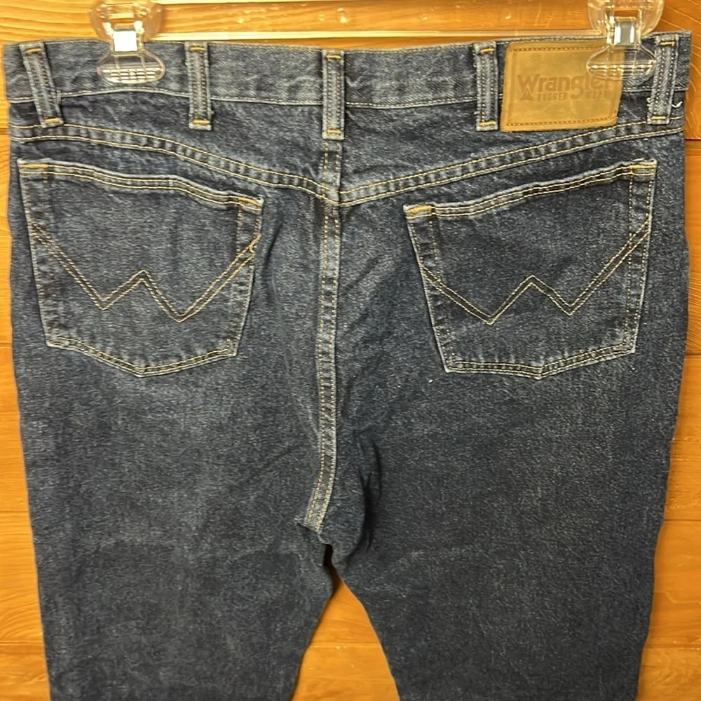 Wrangler‎ Mens Jeans 36x32 Rugged Wear Dark Denim Work Western Cowboy Horseback